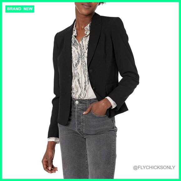 Two Button Lux Blazer Classic Fit Long Sleeve Lapel Collar